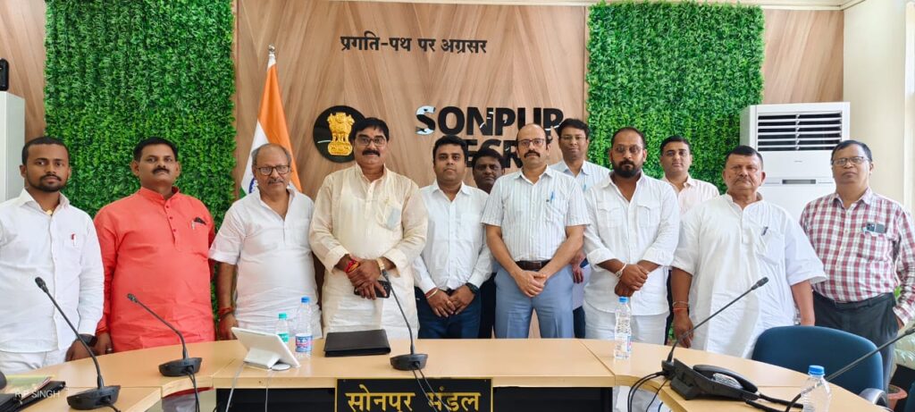 मंडल रेल प्रबंधक की अध्यक्षता में सोनपुर मंडल की मंडल रेल उपयोगकर्ता परामर्शदात्री समिति की बैठक संपन्न 1 Sonpur Mandal