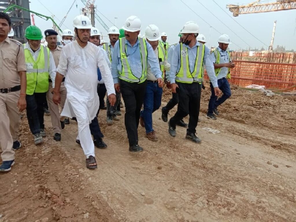 ऊर्जा मंत्री ने छपरा स्थित निर्माणाधीन ग्रिड उपकेंद्र का किया निरीक्षण 2 ऊर्जा मंत्री ने छपरा स्थित निर्माणाधीन ग्रिड उपकेंद्र का किया निरीक्षण