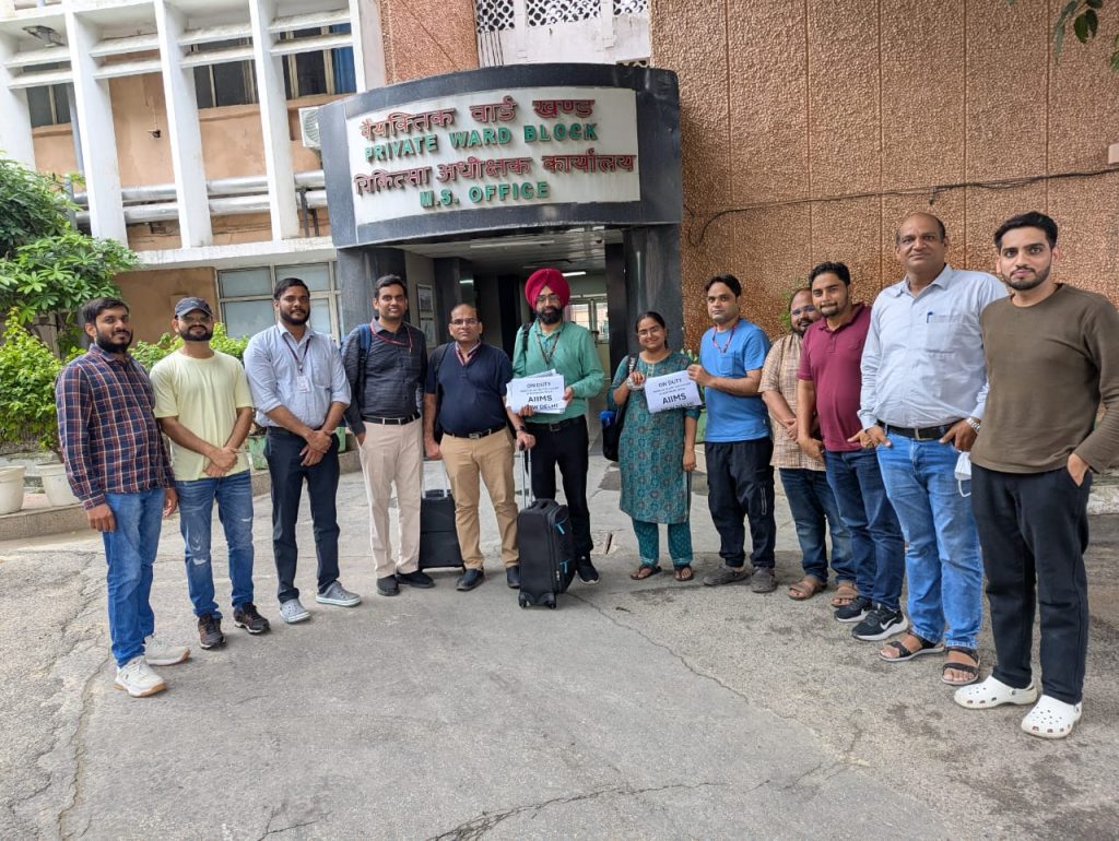 AIIMS की मानवता भरी पहल: बाढ़ग्रस्त इलाकों में डॉक्टरों की सलाह अब एक कॉल दूर 1 627 1024x770 5
