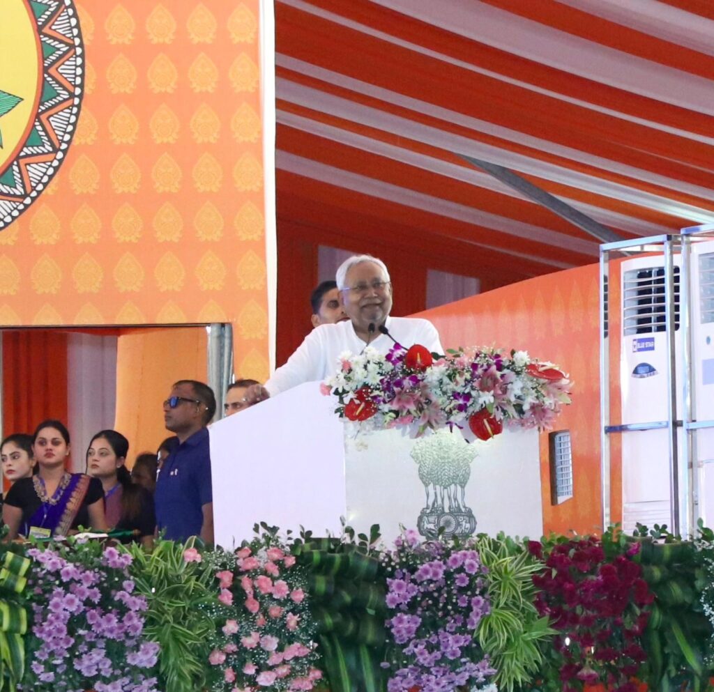 पूर्णिया में हवाई सेवा की शुरुआत, बिहार को मिला इंफ्रास्ट्रक्चर का बड़ा उपहार 3 WhatsApp Image 2025 09 16 at 12.57.21 PM 1